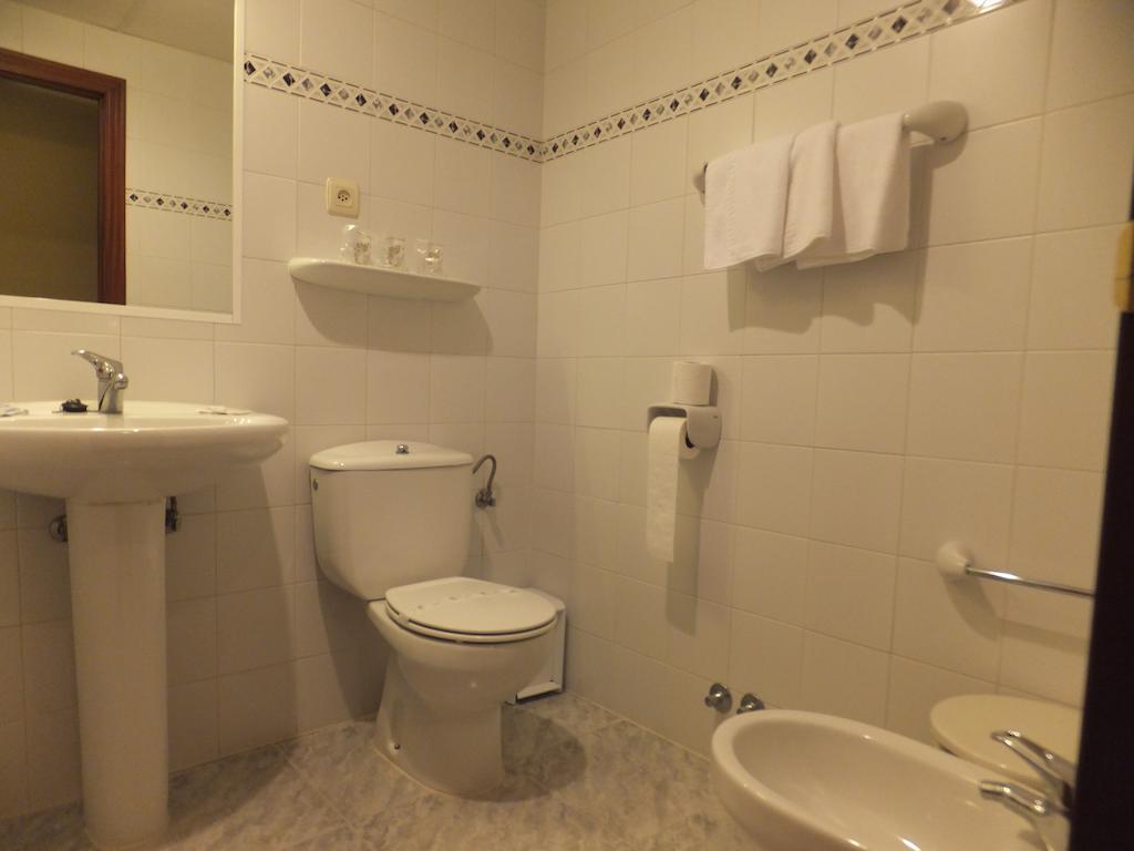 Hotel Canal Unquera Quarto foto